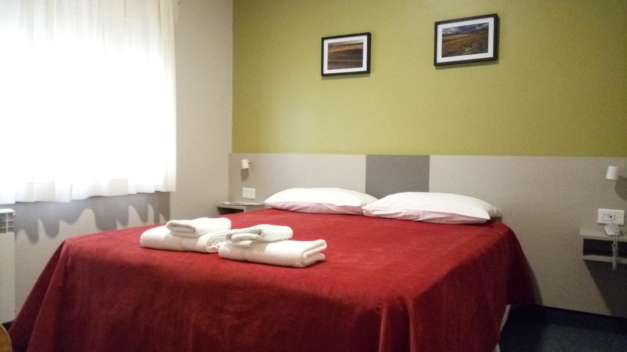 Estepa Hotel General Roca Dış mekan fotoğraf